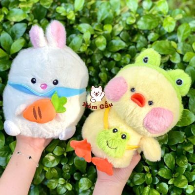 gấu bông thỏ trắng ôm cà rốt
